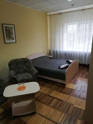 Мини-отель Rooms for visitors Брест Бюджетный двухместный номер с 1 кроватью-3